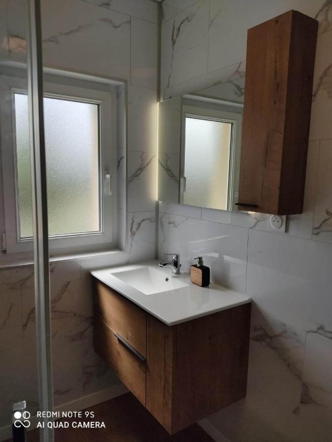 Ferienwohnung Le Nid De La Baie Crollon Exterior foto